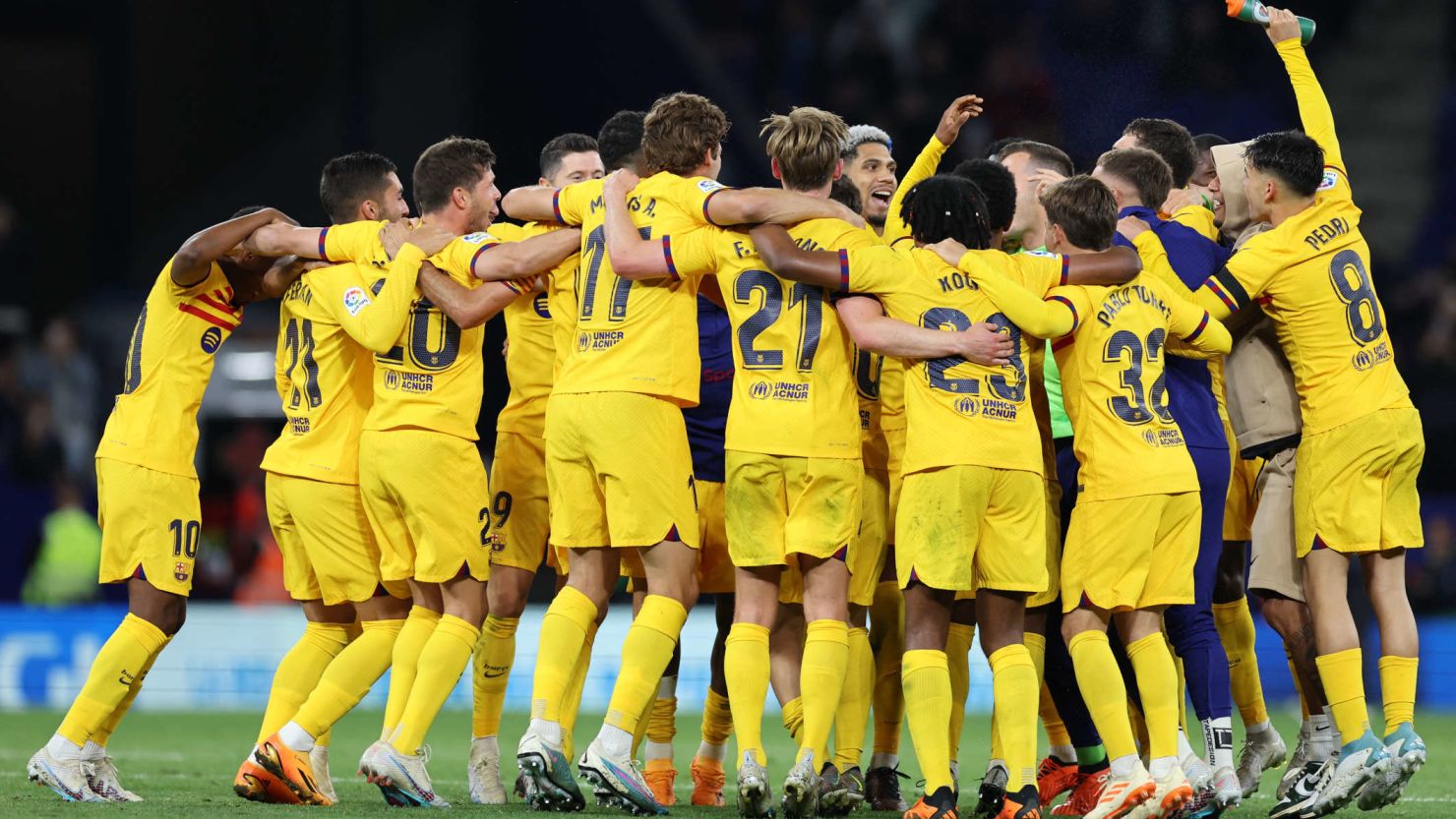 围剿得无能 围剿得无能