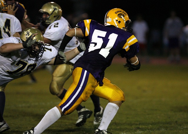 露头角的年 露头角的年